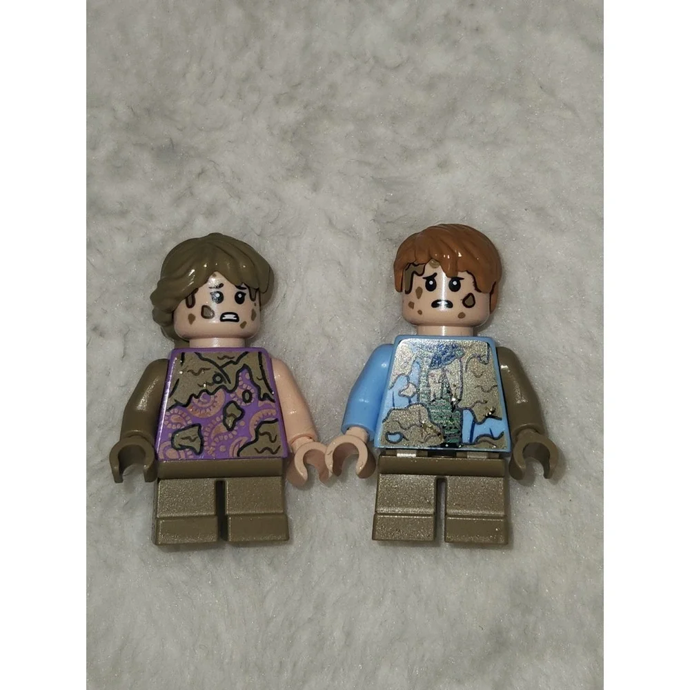 LEGO Muddy Lex Murphy (jw098) and Tim Murphy (jw099) LEGO minifigures Jurassic